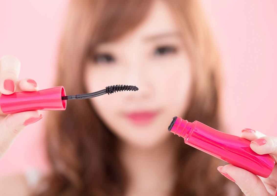 Best Curling Mascara For Asian Lashes